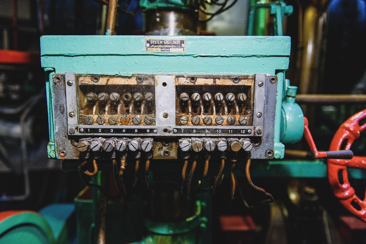 Промышленный электрический шкаф с частотным преобразователем